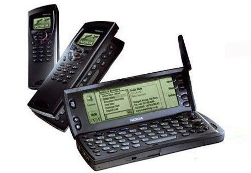 1996年:诺基亚9000 communicator
