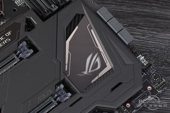 华硕rogm9f评测硬汉装甲败家之眼灯效融合