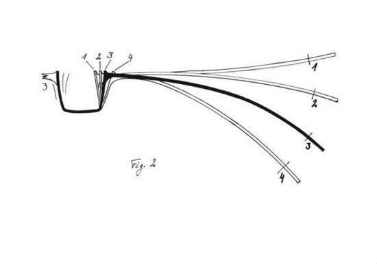 具有半圆形机身,柔性框架和向下弯曲的固定翼