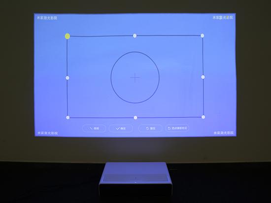 米家激光影院体验：是否可以完全替代液晶电视？