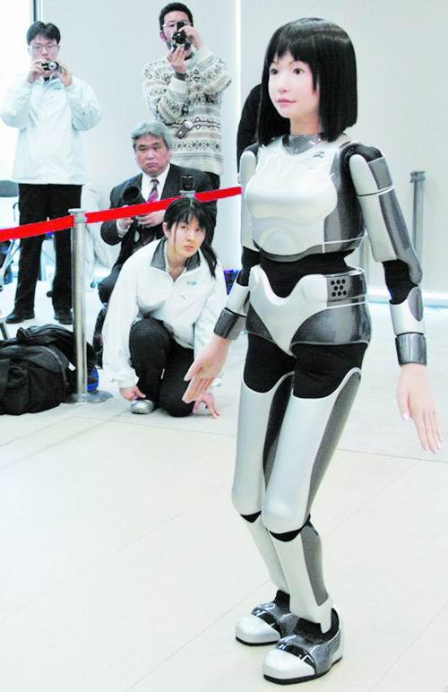 日本女性类人机器人hrp-4c