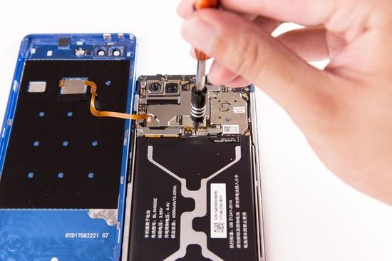 金立m7拆解评测探旗下首款全面屏做工2