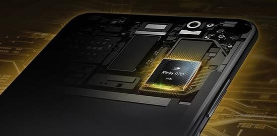 华为mate10是第一款搭载麒麟970处理器的手机