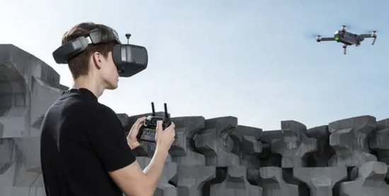 图/大疆VR+无人机系统