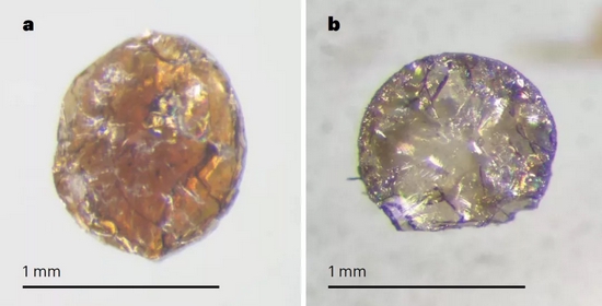 最新研究中合成的非晶态金刚石（左）与次晶态金刚石（右）