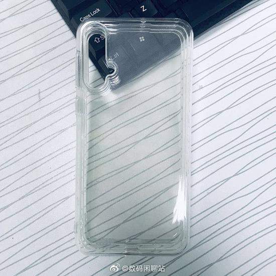 华为nova 5手机壳(图源微博)