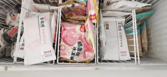 超市冰柜里的网红雪糕