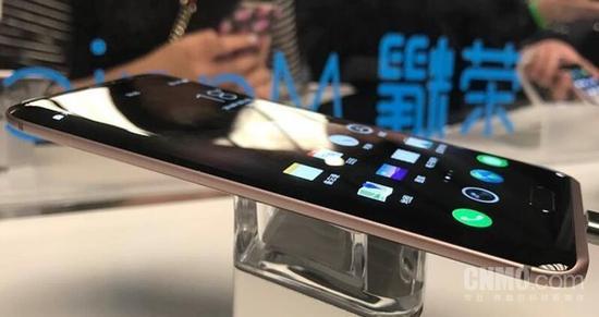 華為Mate 30 Pro全新渲染圖來襲