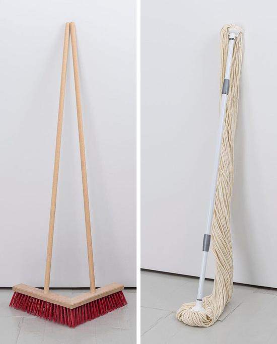 putput 工作室设计的扫把和拖把. 图片来自:instagram(id: putput.
