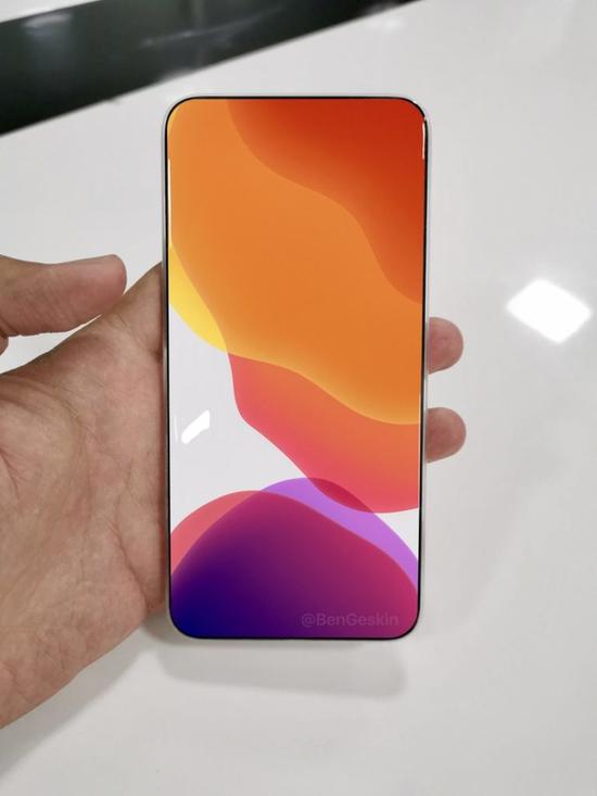 2022版iPhone渲染图曝光 全面屏+摄像头无突出