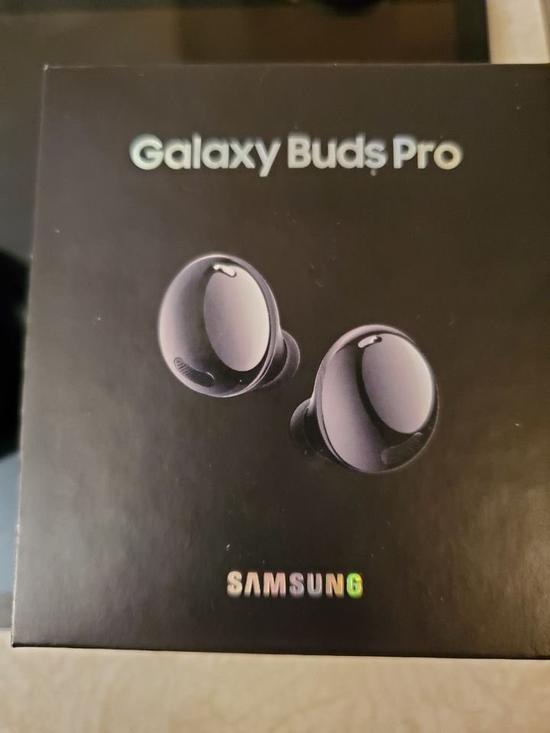 三星Galaxy Buds Pro真无线耳机遭提前出售：实拍图曝光