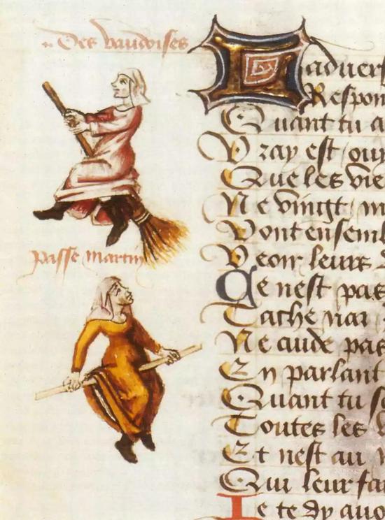 法国国家图书馆手稿：一个女子骑在扫帚上，另一个骑在棍子上。1451年，Martin Le Franc