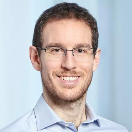 菲尔兹症:拿过菲尔兹奖的数学家,也曾怕数学 Alessio Figalli 现年34岁,苏黎世联邦理工学院教授,在最优运输理论及该理论在偏微分方程、度量几何和概率方面的应用做出的重要贡献。