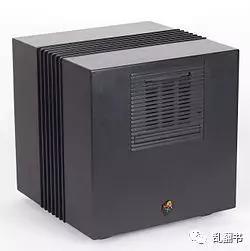 乔布斯回归:从任性国王到铁腕企业家 NeXT Cube 机箱