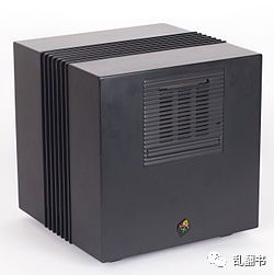 NeXTCube机箱