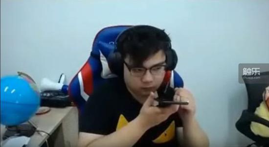 这恐怕是李赣人生中最后悔的一个选择——里面传出的人工语音是邪教