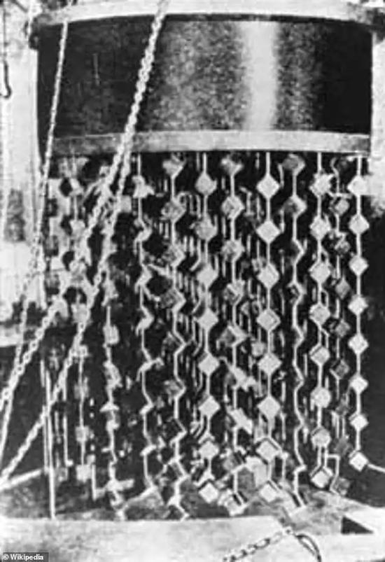 9330-hwsffzc7655499.jpg