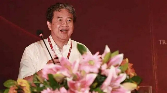 在今年2月发布的福布斯香港富豪排行榜中,杨建文及妻子林惠英以资产