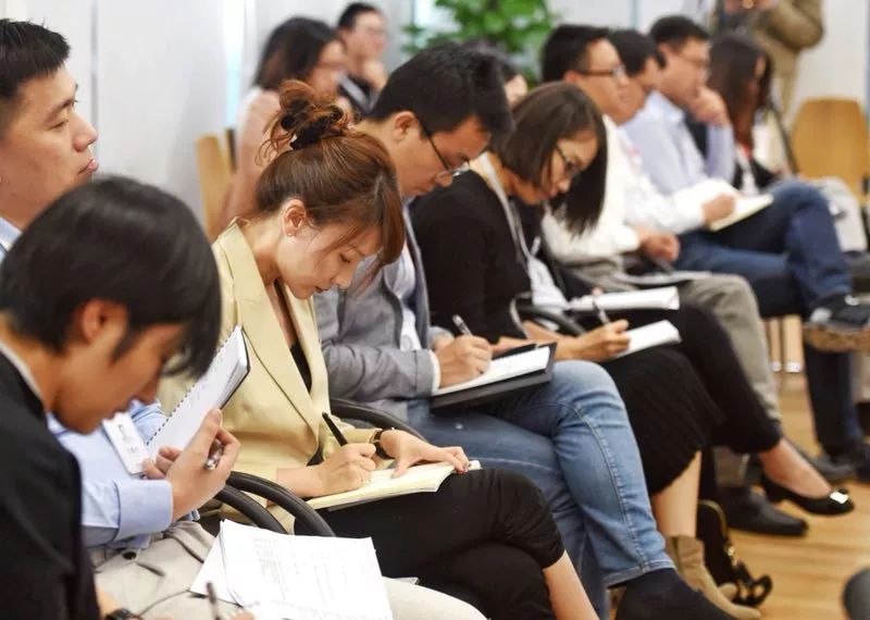 滴滴召开征求会 滴滴各业务线负责人倾听意见并逐一记录