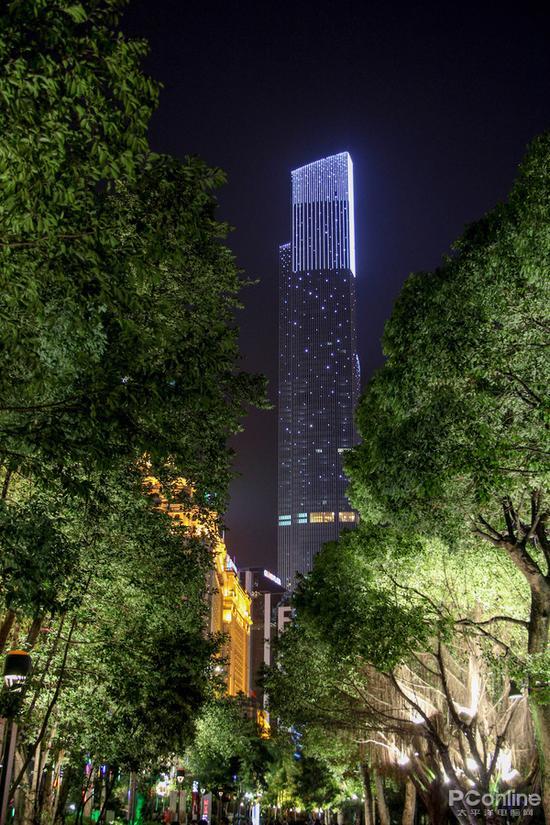 佳能1500D与3000D评测