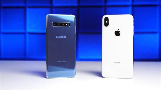 iPhone XS Max所搭载的A12处理器的运算速度是要优于S10+的骁龙855的