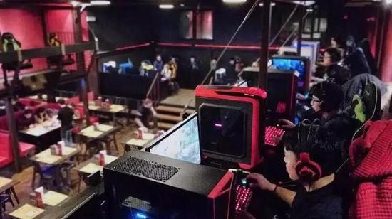 佛罗伦萨的网咖店内景&nbsp; 摄 / One Up