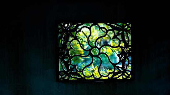 新浪科技综合|四胞胎老大出世 松下LUMIX S 85mm F1.8评测