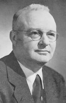 小托马斯·米奇利（图片来源：NATIONAL ACADEMY OF SCIENCES OF THE UNITED STATES OF AMERICA： BIOGRAPHICAL MEMOIR OF THOMAS MIDGLEY， JR。 1889-1944 BY CHARLES F。 KETTERING， PRHSENTED TO THE ACADEMY AT THE ANNUAL MEETING， 1947）