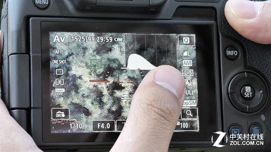 佳能EOS R操控可以更多依靠屏幕