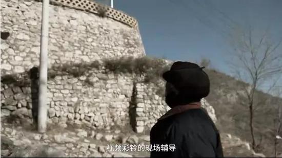 啥事佩奇:啥是佩奇,你心里没点数吗? 村里有视频彩铃,也就是有4G网。