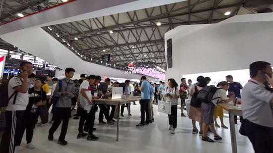 2019年的上海世界移动通信大会：2021年车联网有望规模化