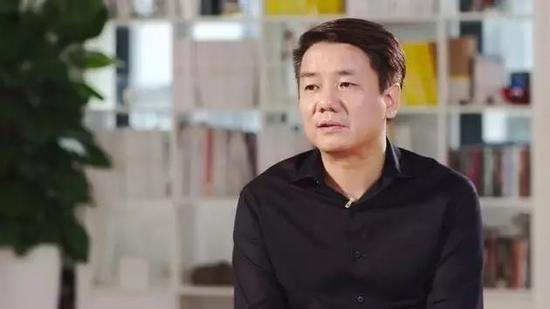 雷军,猛兽困于港交所 雷军,猛兽困于港交所