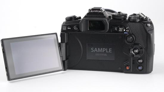 黑科技轻旗舰 奥林巴斯e-m1 mark iii评测