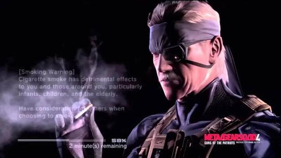 《合金装备 4》里吸烟有害健康的小贴士.