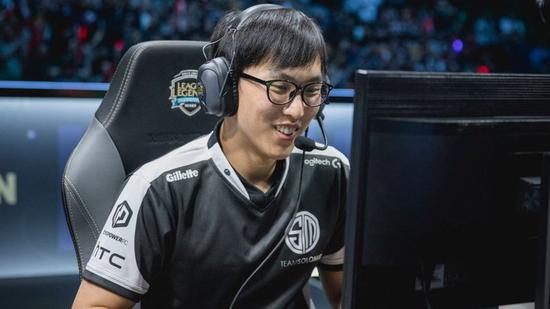  ▲ 27 岁的 Doublelift 仍被认为是一个‘大男孩’