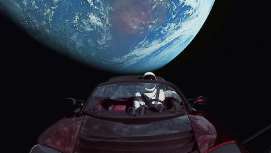 2018年2月6日 特斯拉Roadster被SpaceX猎鹰重型火箭带入太空