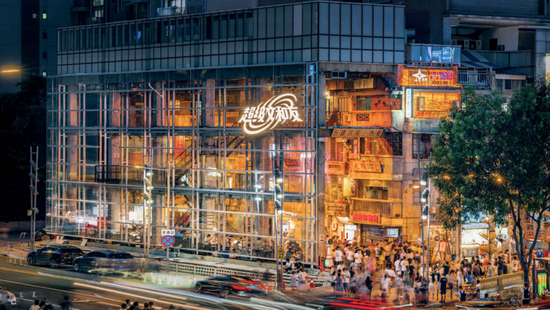 从排队2万桌到被爆大裁员，文和友“一叶落”，新消费“知秋”？