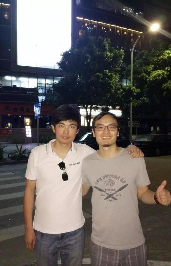 无人机江湖和汪滔的前半生 彭斌(左)汪滔(右)(图来自彭斌朋友圈)