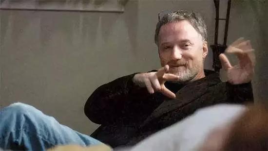 △ 芬奇打过比方:HBO给他的是一块蛋糕,而网飞愿意给他整个蛋糕