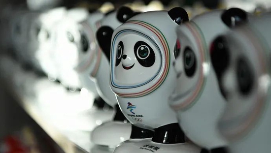 冰墩墩,不是这么玩的