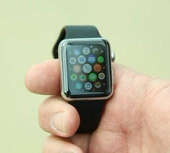 Apple Watch在太平洋丢失六个月被捡回 仍可正常工作