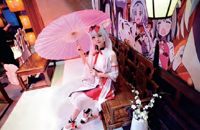 ChinaJoy 2020 中国国际数码互动娱乐展览会开幕，前来观展的cos玩家不少，现场氛围热烈。