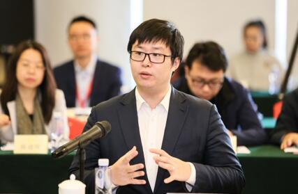 被骗230亿,汪涵被37万人追债!明星代言,你还信么?