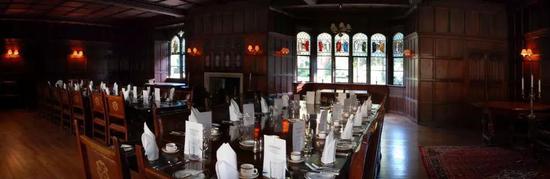 卡文迪许家里的餐厅