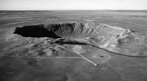 美国亚利桑那州的巴林杰陨石坑