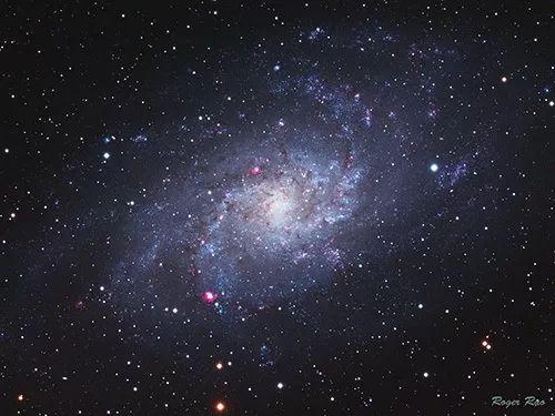 M33 三角座星系