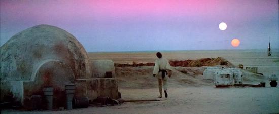 开普勒星球:你见过粉色的星球吗?太阳系外的九颗“另类”行星 ▲《星球大战》剧照
