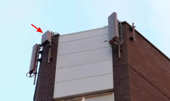 涂料伪装的华为aau5613设备