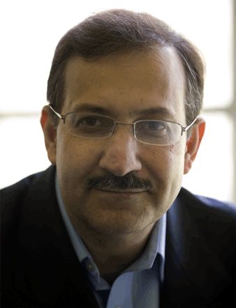 　Mehran Kardar， 伊朗裔著名统计物理学家，现麻省理工学院教授