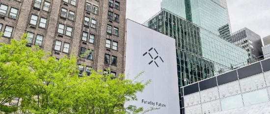 “垂帘听政者”贾跃亭